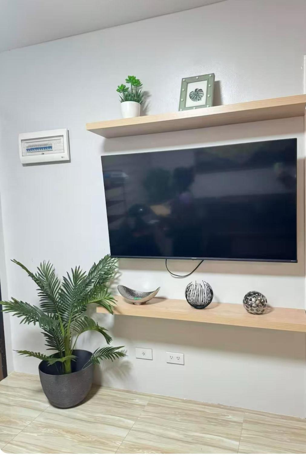 Cozy 2Br With Free Pool Beside Sm City Mall Davao City Exteriér fotografie